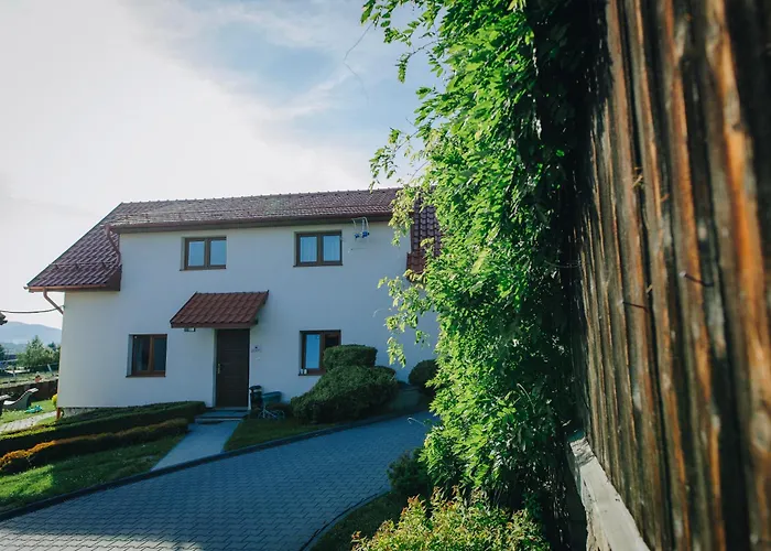 Lesna לימנובה