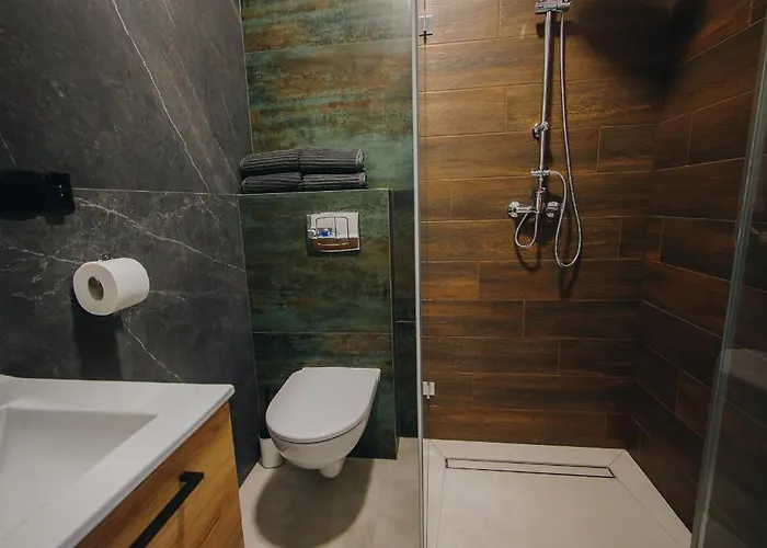 Lesna לימנובה