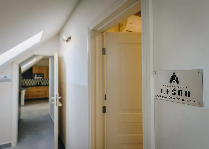 Lesna * לימנובה