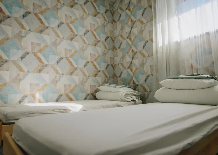 Lesna * לימנובה