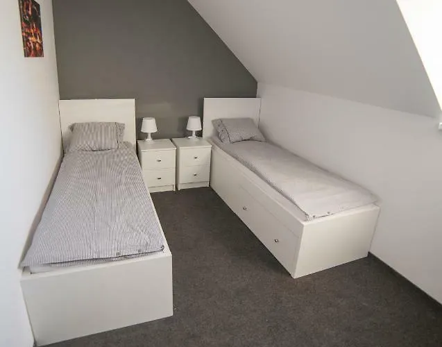 Lesna לימנובה